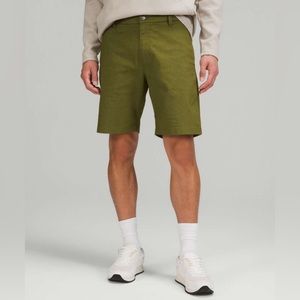 Commission Short Lululemon 32 7inch